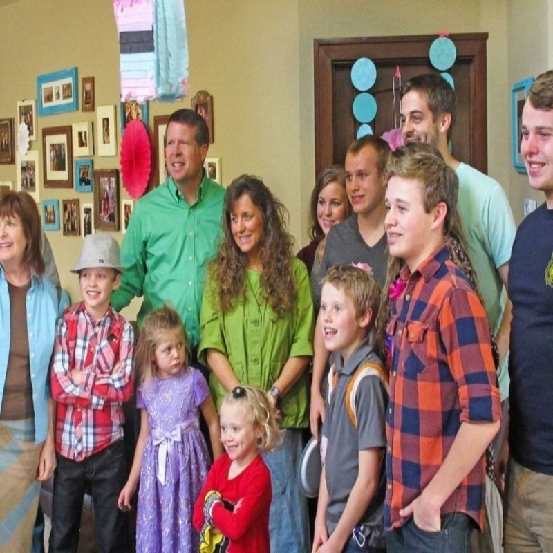 The Shocking Truth Behind the Duggar Family’s Strict Rules: “No Hugging ...